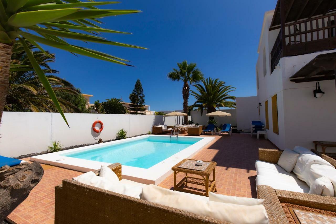 Villas Reina Costa Teguise Luaran gambar