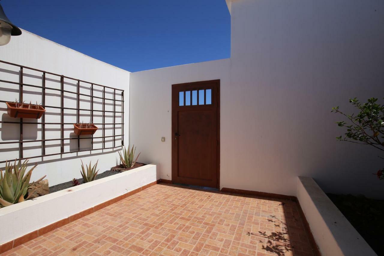 Villas Reina Costa Teguise Luaran gambar